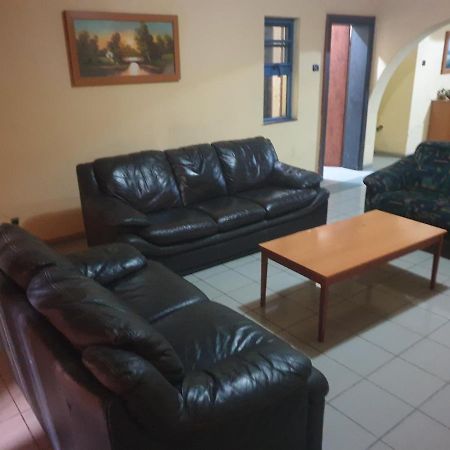 أبوجا Febson Hotel المظهر الخارجي الصورة